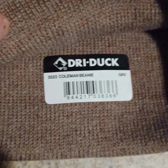 💙🐾one DriDuck beanie - Picture 7 of 7